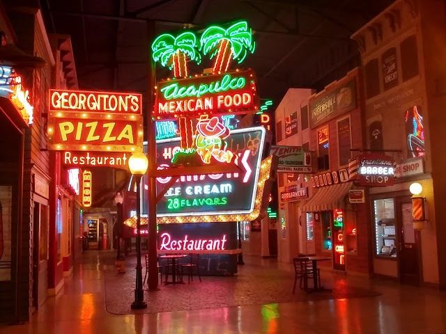American Sign Museum